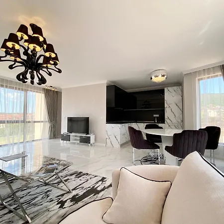 Апарт-отель Millennium Ii Family Paradise Свети-Влас