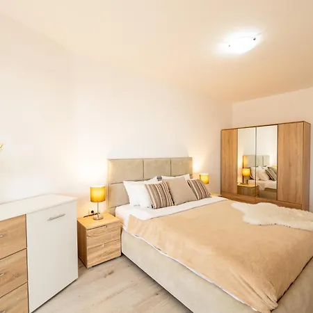 Millennium Ii Family Paradise Апарт-отель Свети-Влас