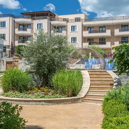 Millennium Ii Family Paradise Апарт-отель