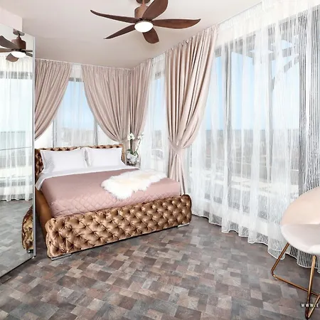 アパートホテル Millennium Ii Family Paradise